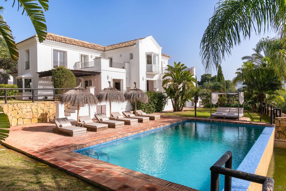 House | Resale in Altos de los Monteros in Altos de los Monteros, Costa del Sol - Main property photo