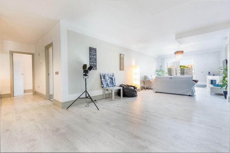 Apartment | Resale in Málaga in Málaga, Costa del Sol - Photo 5