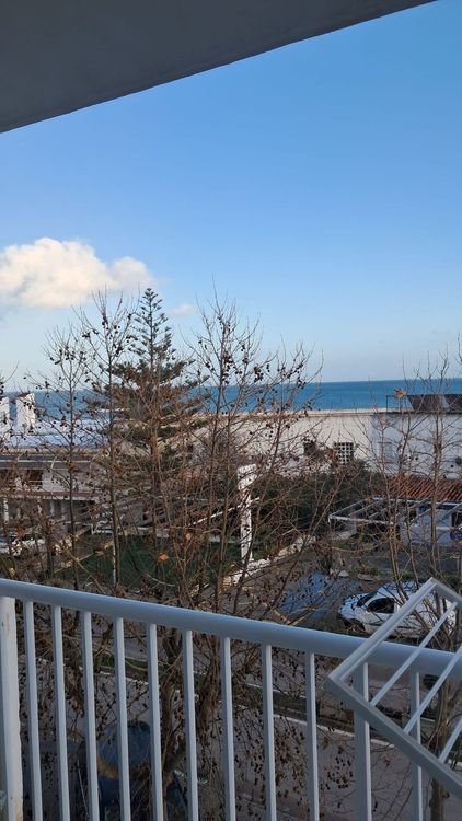 Apartment | Resale in Torreguadiaro in Torreguadiaro, Costa del Sol - Photo 4