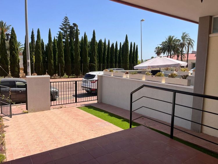 House | Resale in Ciudad Quesada in Ciudad Quesada, Costa Blanca - Photo 4
