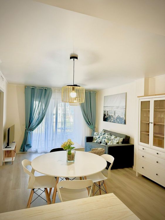 Apartment | Resale in La Duquesa in La Duquesa, Costa del Sol - Photo 4