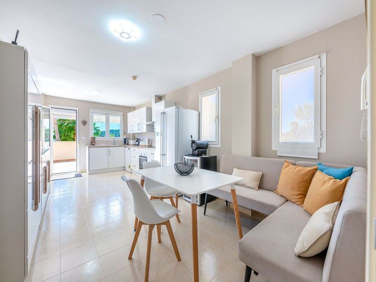 Apartment | Resale in San Roque in San Roque, Costa del Sol - Photo 4