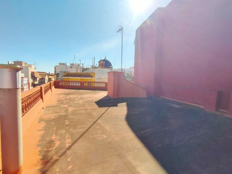 House | Resale in Pego in Costa Blanca - Photo 2