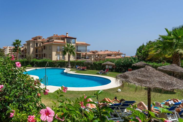 Penthouse | Resale in El Chaparral in El Chaparral, Costa del Sol - Photo 2
