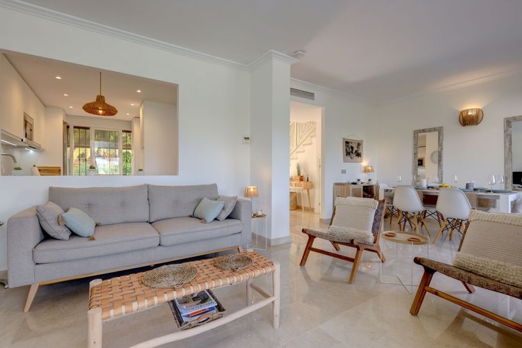 listing card gallery