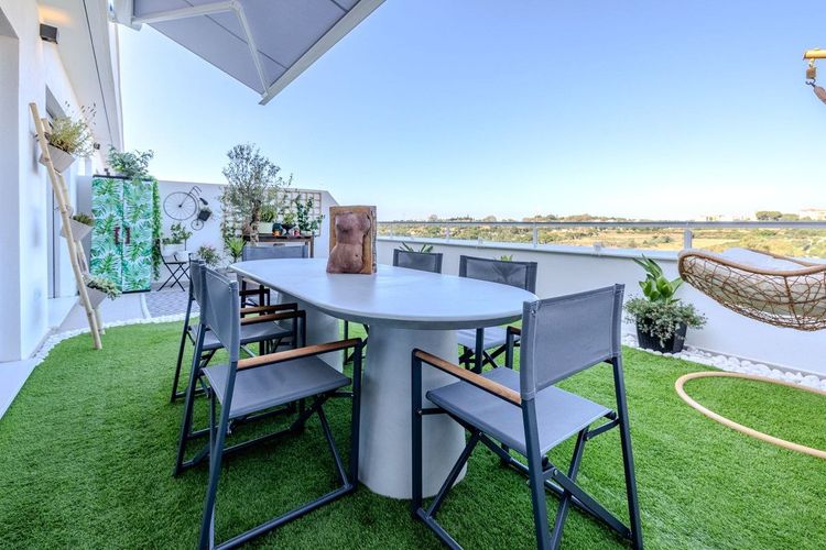 Penthouse in New Golden Mile in New Golden Mile, Estepona East Others, Costa del Sol - Photo 2