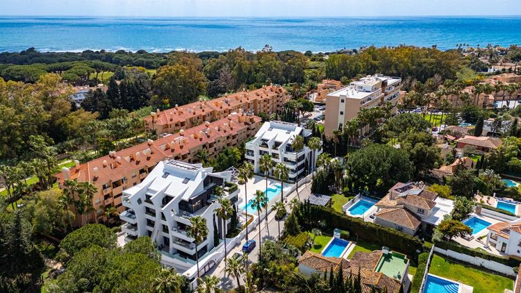 Penthouse | Resale in Cabopino - Development photo 1