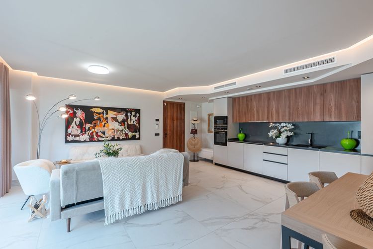 Apartment | Resale in San Pedro de Alcántara in San Pedro de Alcántara Others, Costa del Sol - Photo 4