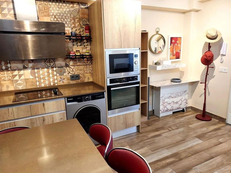 Apartment | Resale in La Carihuela in La Carihuela, Costa del Sol - Photo 3