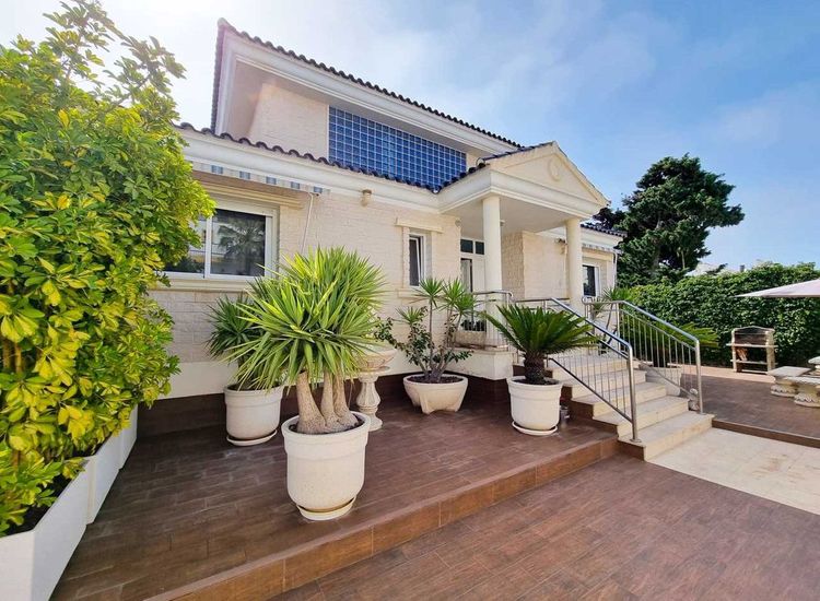 House | Resale in La Mata in La Mata, Costa Blanca - Photo 2