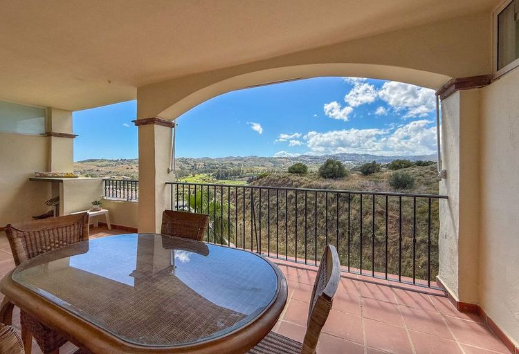 Apartment | Resale in La Cala Hills in La Cala Hills, Costa del Sol - Photo 5