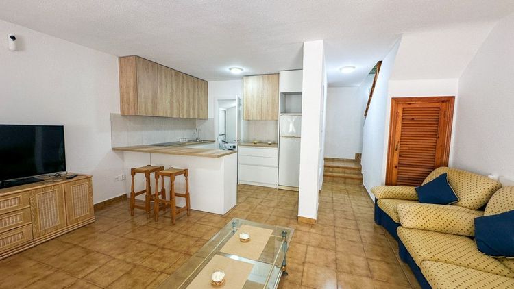 House | Resale in Playa Flamenca in Playa Flamenca, Orihuela Costa, Costa Blanca - Photo 4