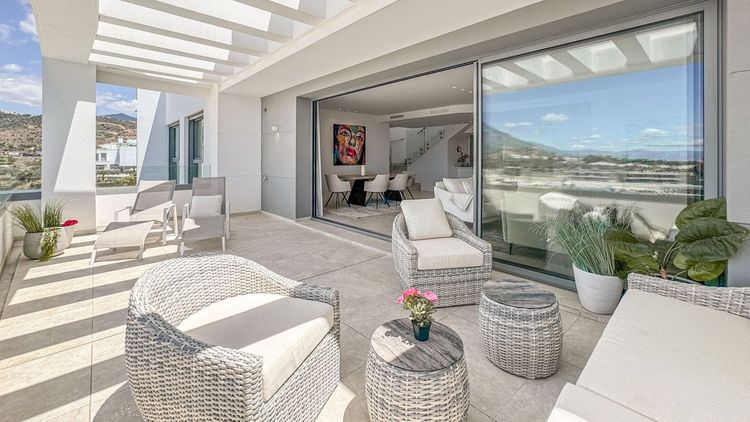 Penthouse | Resale in Marbella in Marbella Others, Costa del Sol - Photo 4