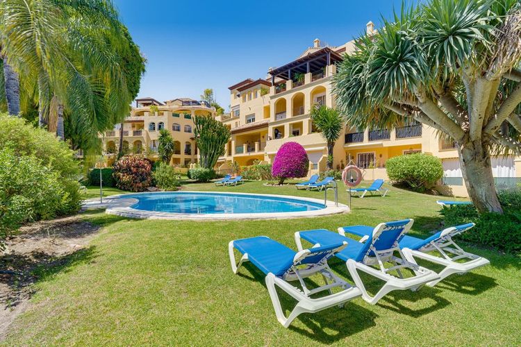 Apartment | Resale in Guadalmina Alta in Guadalmina Alta, Costa del Sol - Photo 2