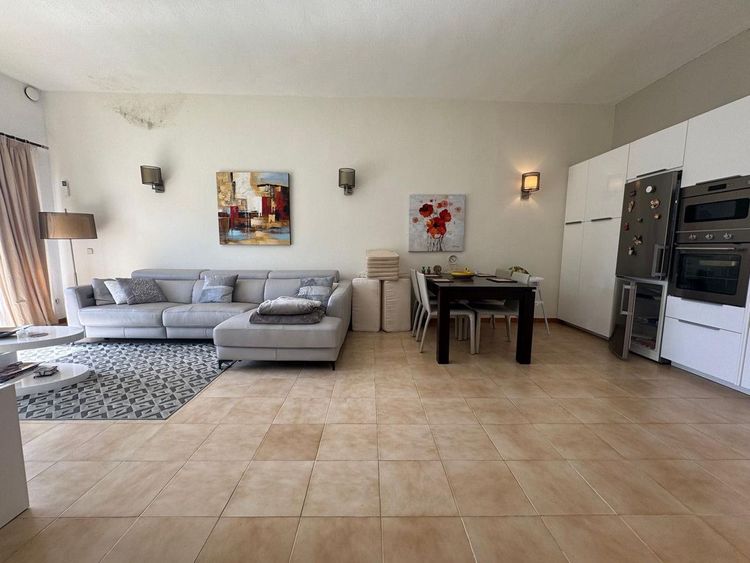 Apartment | Resale in Atalaya in Atalaya, Costa del Sol - Photo 2
