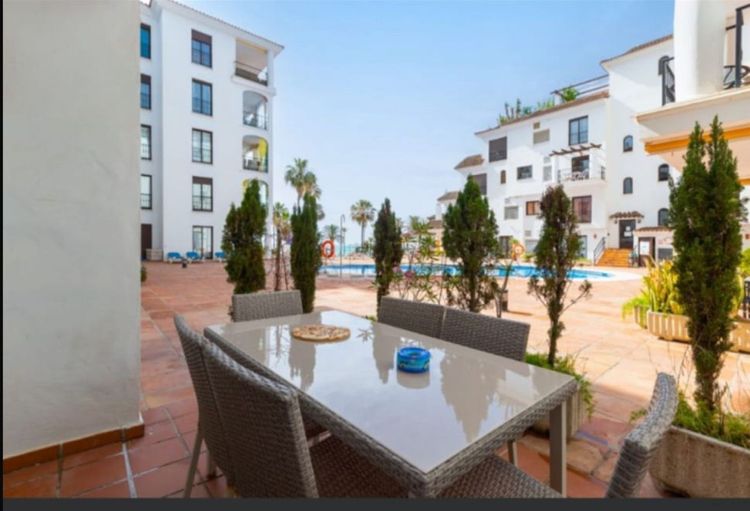 Apartment | Resale in La Duquesa - Development photo 1