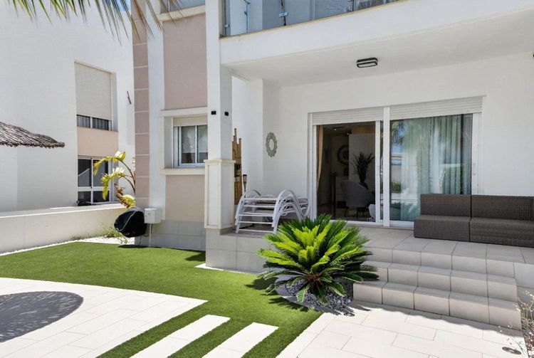 Apartment | Resale in Rojales in Rojales, Rosales / Quesada, Costa Blanca - Photo 4