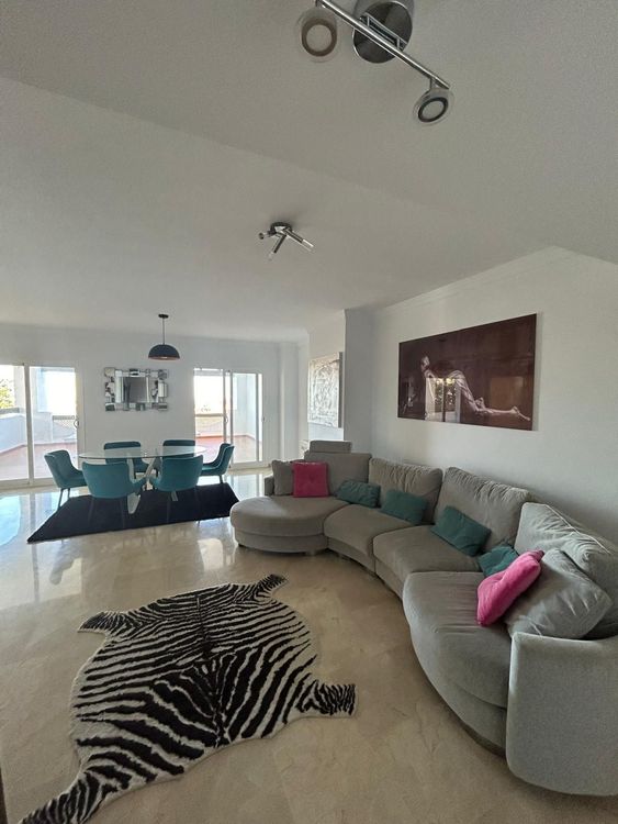 Apartment | Resale in Ojén in Ojén, Costa del Sol - Photo 2