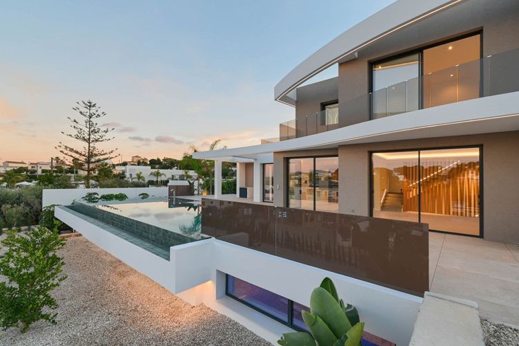House | Resale in La Fustera in La Fustera, Benissa, Costa Blanca - Photo 2