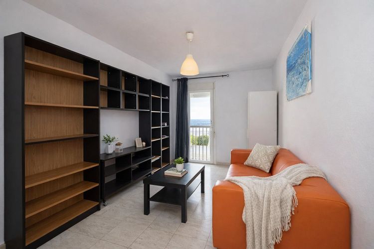 Apartment | Resale in Estepona in Estepona, Costa del Sol - Photo 5