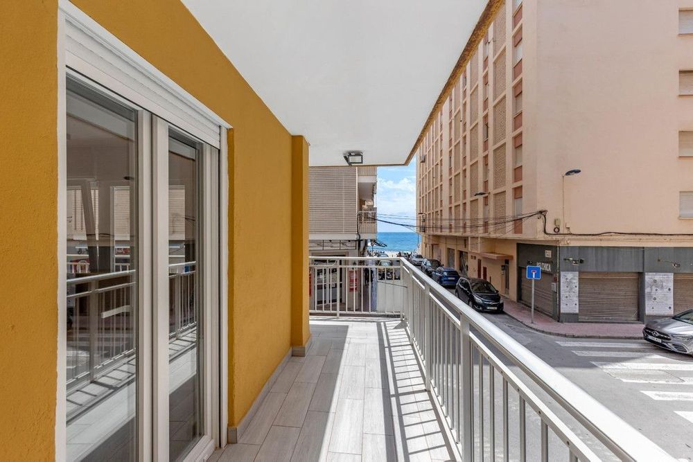 Apartment | Resale in Playa Del Cura in Playa del Cura, Costa Blanca - Main property photo