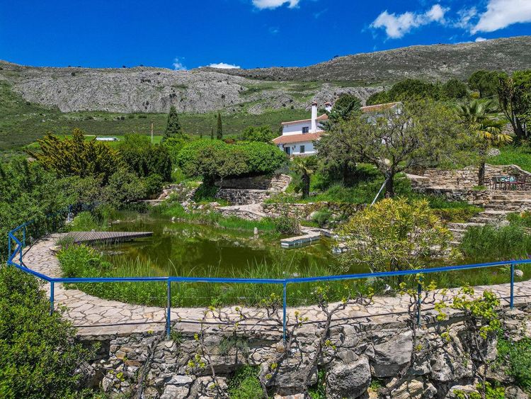 House | Resale in Periana in Periana, Costa del Sol - Photo 5