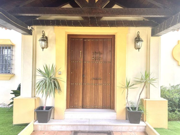 House | Resale in Mijas in Mijas Others, Costa del Sol - Photo 4