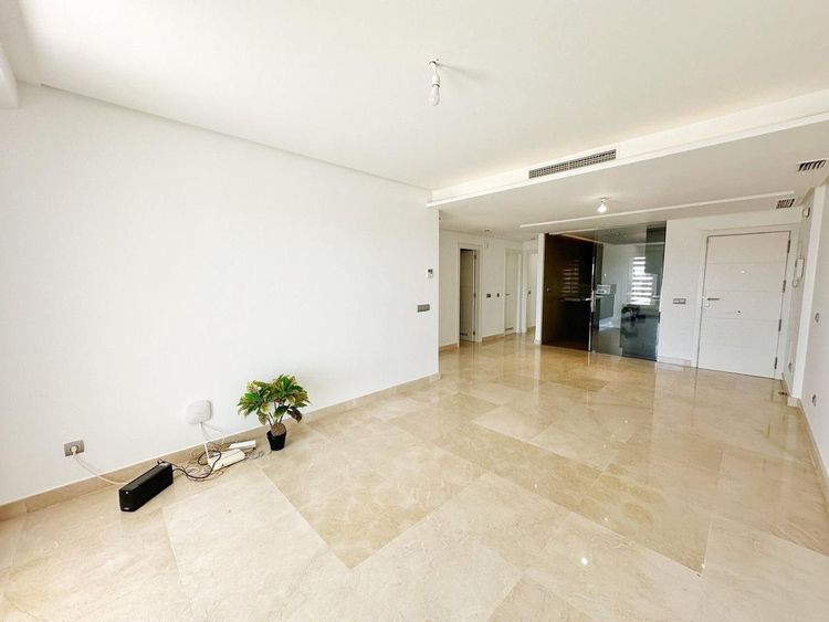 Apartment | Resale in Los Arqueros - Development photo 1