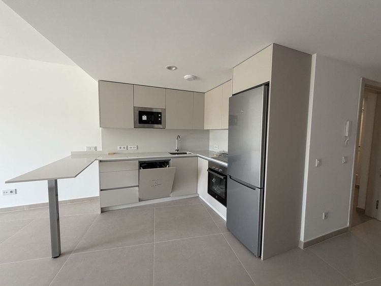 Apartment | Resale in La Duquesa in La Duquesa, Costa del Sol - Photo 4