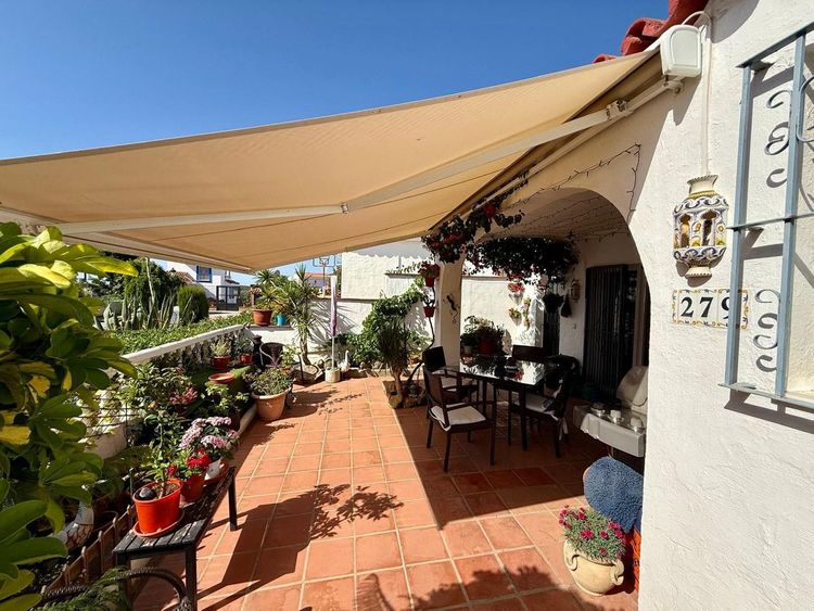 House | Resale in Manilva in Manilva Others, Costa del Sol - Photo 4