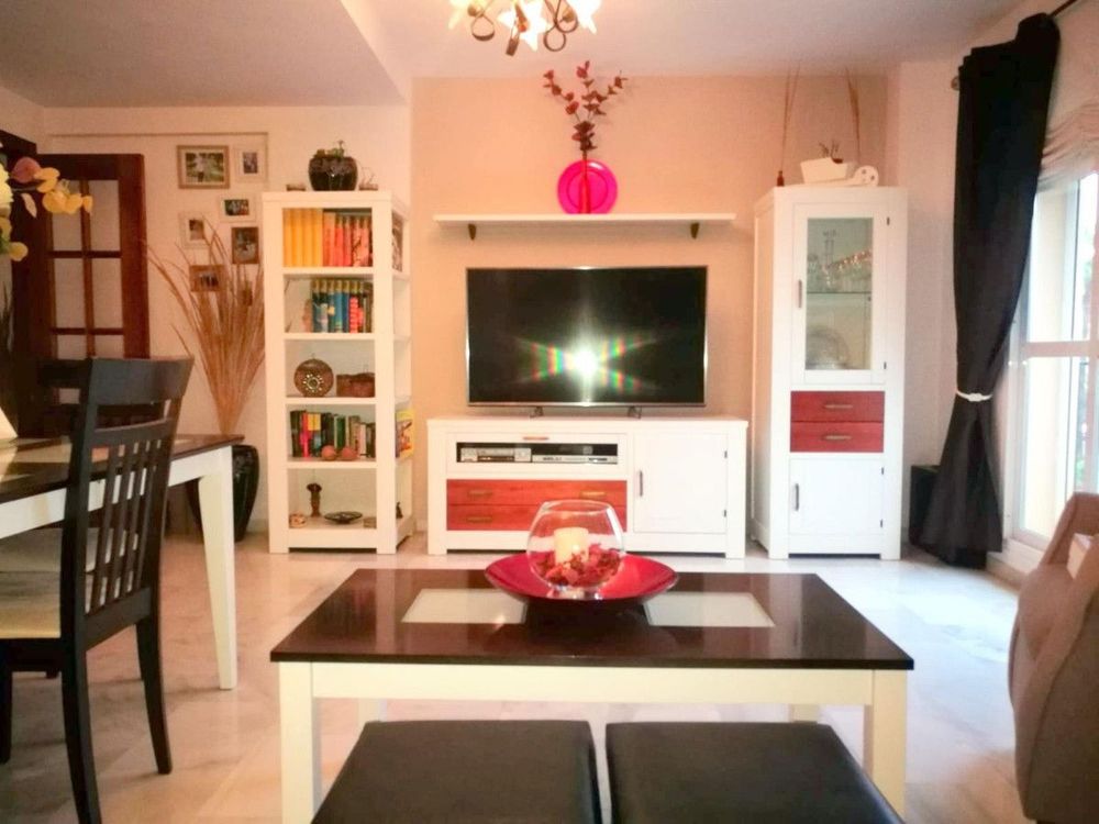 Apartment | Resale in Estacion de Cartama in Estacion de Cartama, Costa del Sol - Main property photo