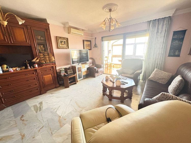 Apartment | Resale in Fuengirola in Fuengirola Others, Costa del Sol - Photo 5