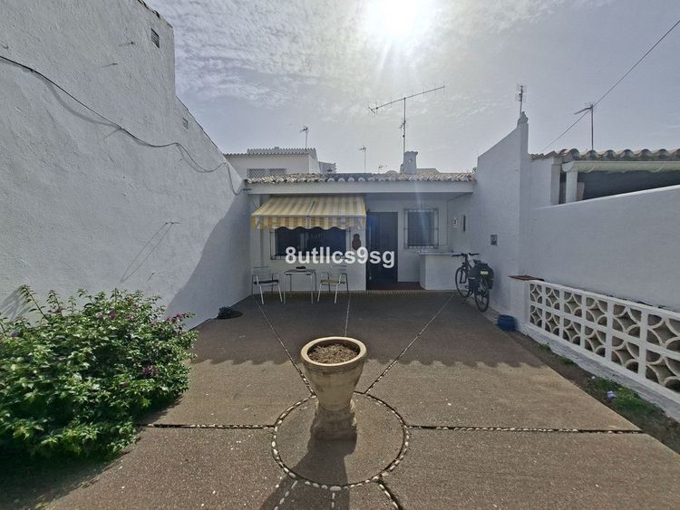 House | Resale in La Campana in La Campana, Costa del Sol - Photo 4
