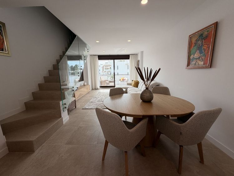 Penthouse | Resale in Estepona in Estepona, Costa del Sol - Photo 5