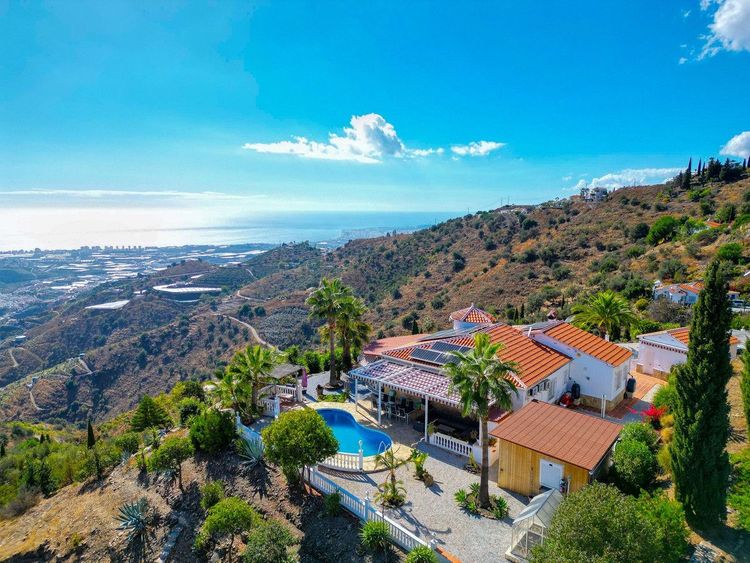 House | Resale in Arenas - Development photo 1