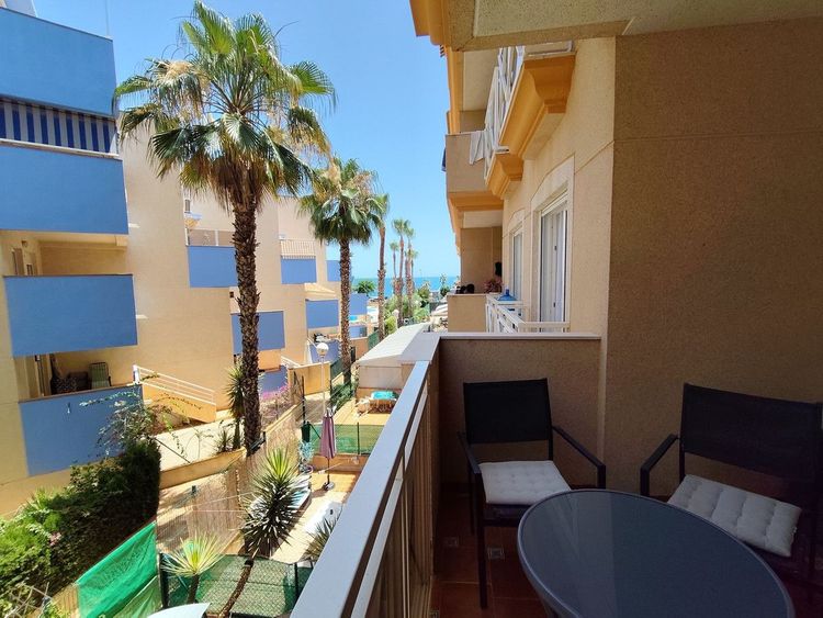 Apartment | Resale in Cabo Roig in Cabo Roig, Costa Blanca - Photo 3