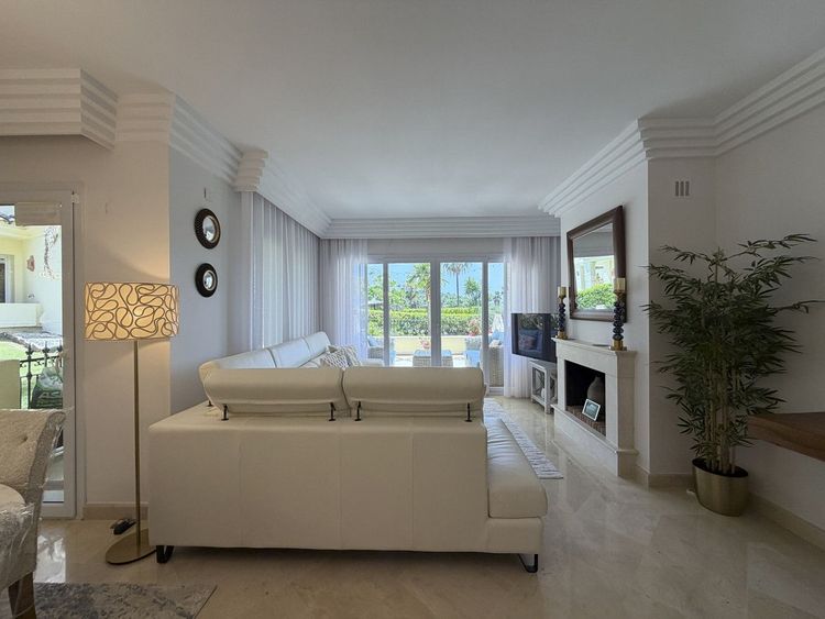 Apartment | Resale in Casares in Casares Others, Costa del Sol - Photo 5
