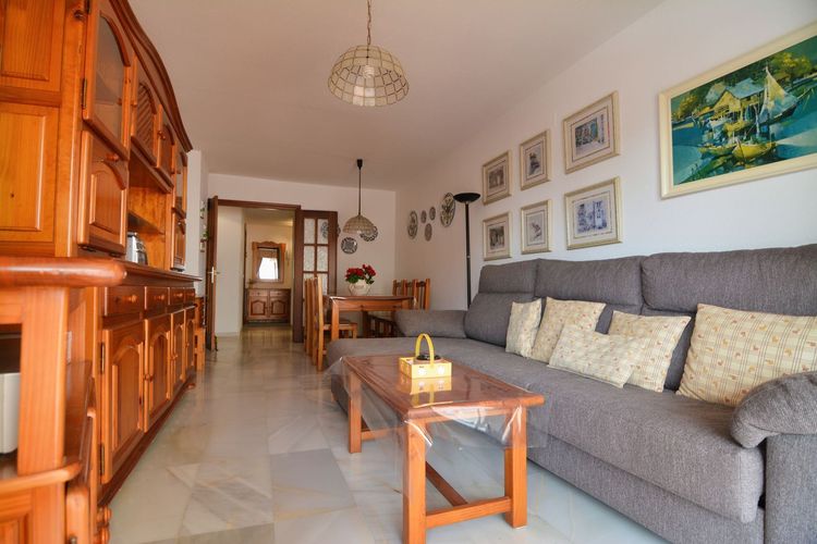 Apartment | Resale in Los Boliches in Los Boliches, Costa del Sol - Photo 5