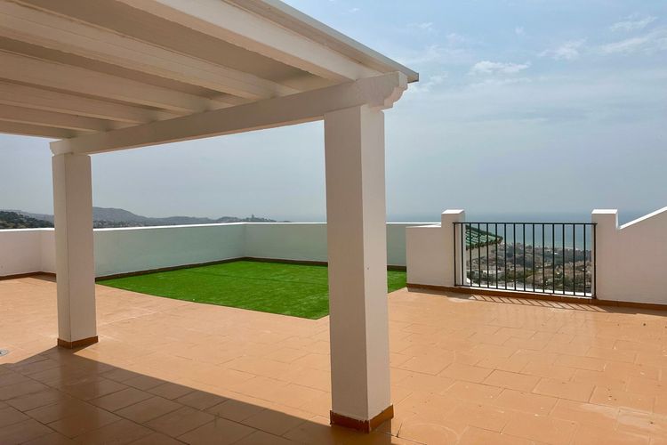 Apartment | Resale in Málaga in Málaga, Costa del Sol - Photo 5