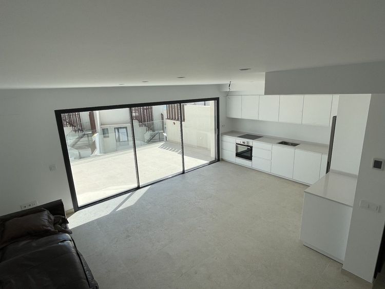 House | Resale in Torrox Costa in Torrox Costa, Costa del Sol - Photo 5