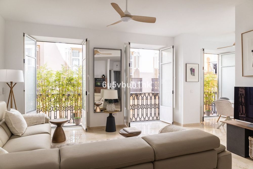 Apartment | Resale in Málaga in Málaga, Málaga City Others, Costa del Sol - Main property photo