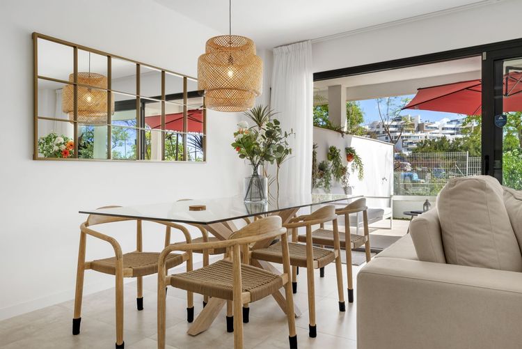 Apartment | Resale in Estepona in Estepona, Costa del Sol - Photo 4