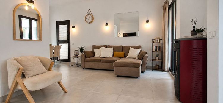 Apartment | Resale in New Golden Mile in New Golden Mile, Estepona East Others, Costa del Sol - Photo 4