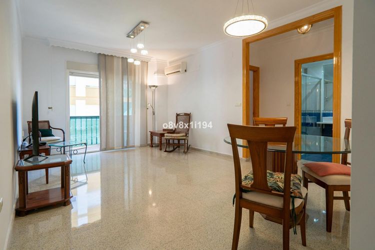 Apartment | Resale in Torremolinos in Torremolinos Others, Costa del Sol - Photo 2