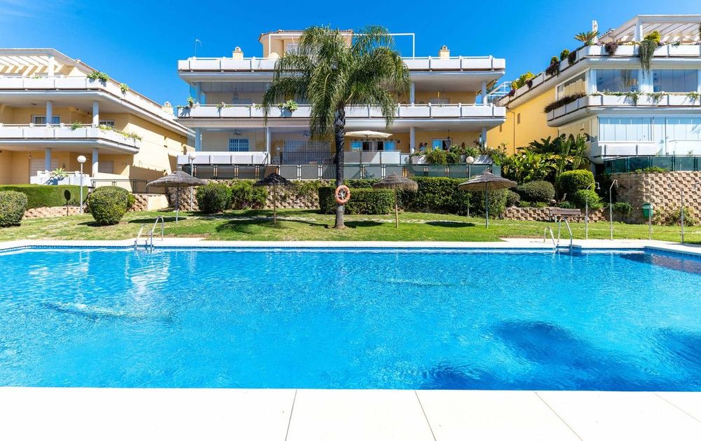 Apartment | Resale in Cabopino in Cabopino, Costa del Sol - Main property photo