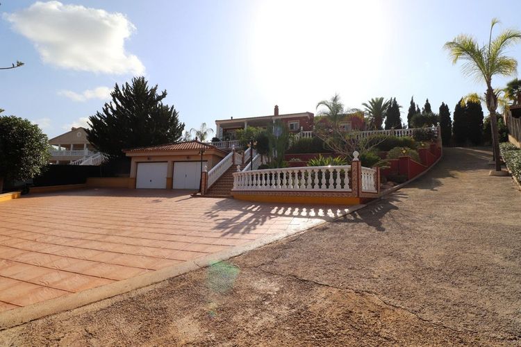 House | Resale in Algorfa in Algorfa, Costa Blanca - Photo 5