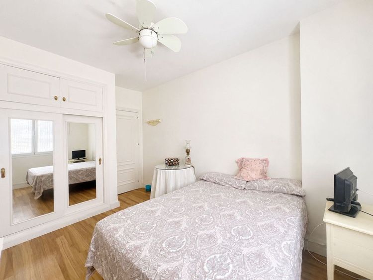 Apartment | Resale in Estepona in Estepona, Costa del Sol - Photo 4