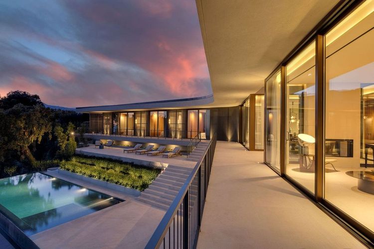 House | Resale in Benahavís - Development photo 1