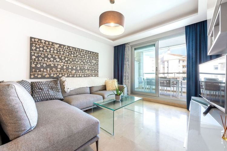 Apartment | Resale in San Pedro de Alcántara in San Pedro de Alcántara Others, Costa del Sol - Photo 4