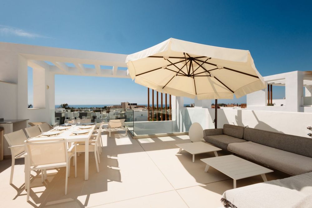 Apartment | Resale in Estepona in Estepona, Costa del Sol - Main property photo
